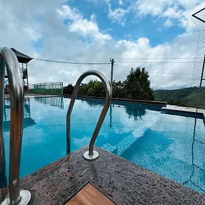  Bed & Breakfast Sapphire Mansion Pool India